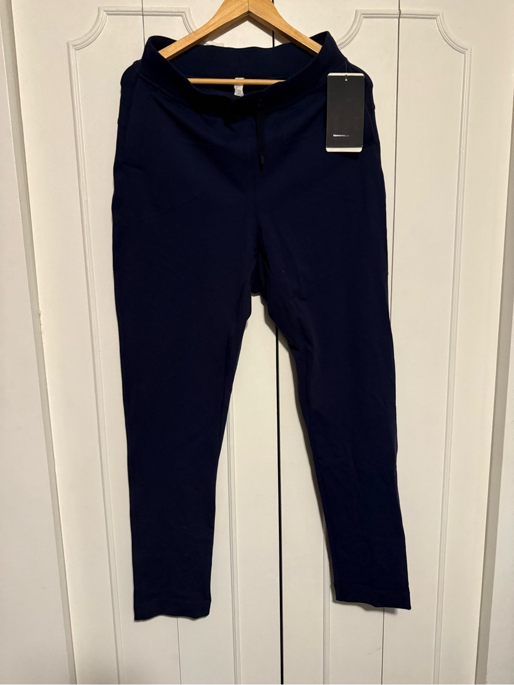 lululemon athletica Lab future varsity size 8 medium Navy Sweatpants
